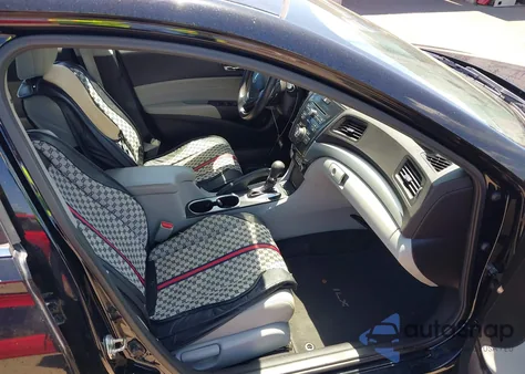 2016 Acura Ilx 2.4L/Acurawatch Plus Package из США, поврежденный, VIN 19UDE2F32GA005111